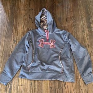 Womens Under Armour L gray sweatshirt